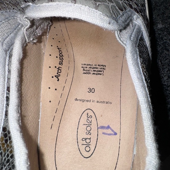 OLD SOLES abby snakeskin slip on shoes girls shoes size 30 or US 13 - Picture 14 of 15